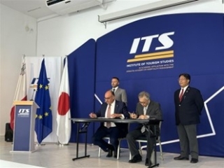 神戸国際大学と:ITSの合意覚書2