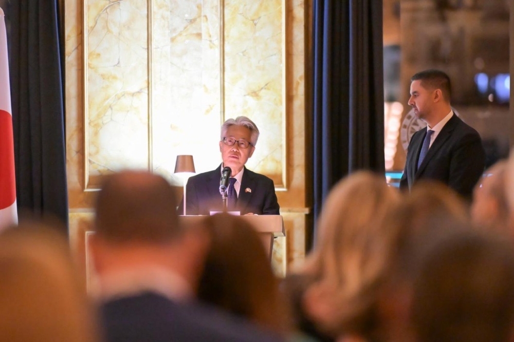 Ambassador Suzuki giving his remarks-2
