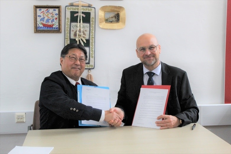 NVs exchange with IIJ-2