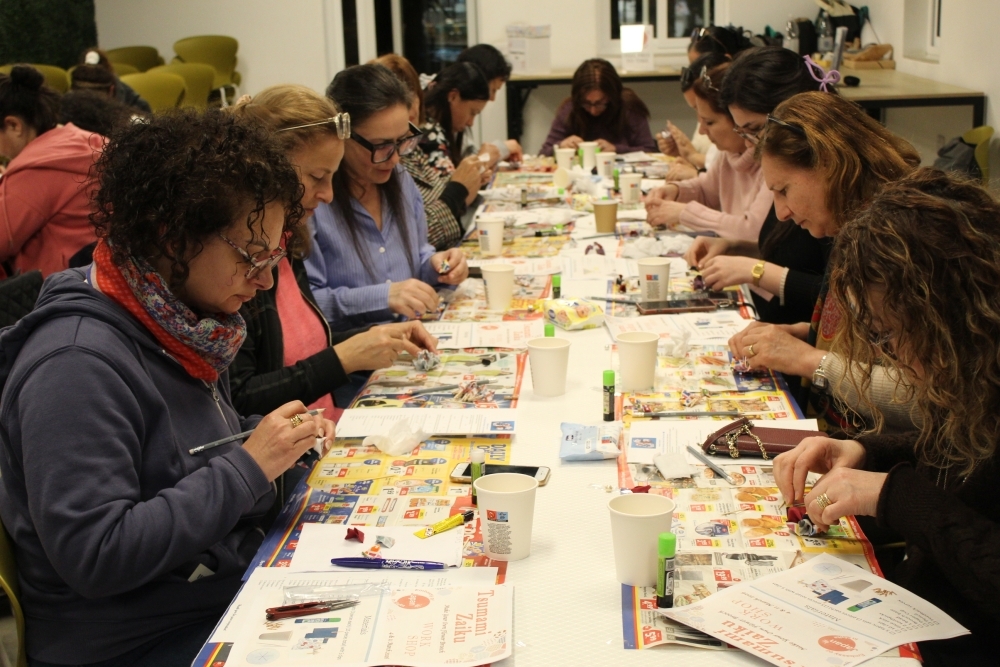 つまみ細工制作過程