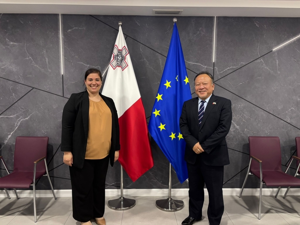 シベッラス領事局長への表敬